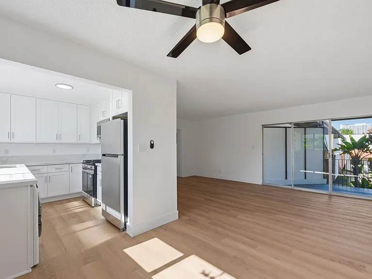 TALA Local at 1301 Havenhurst — Photo 68