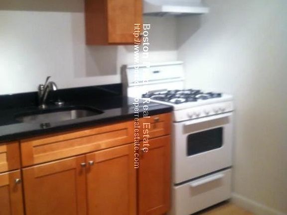 184 Commonwealth Ave. #B2 Boston - Back Bay Unit Photo 8