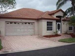 3113 Contego Ln, Riviera Beach, FL 33418