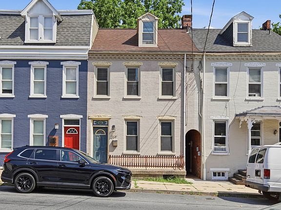 2nd image of 339 E Chestnut St