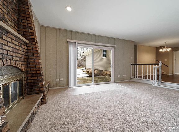 5th image of 17118 Jeffrey Ave
