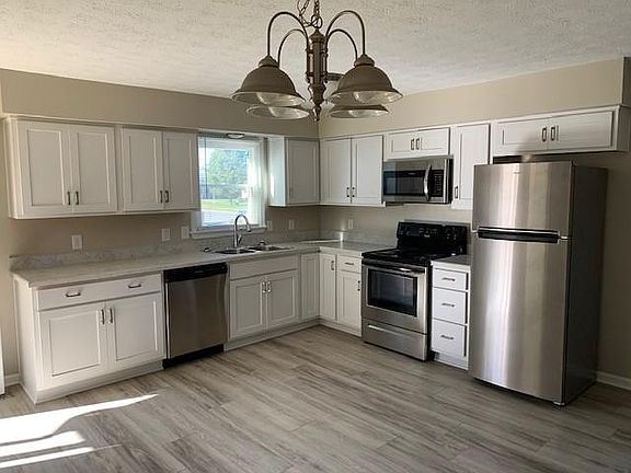 5th image of 300 Kimberly Heights Dr