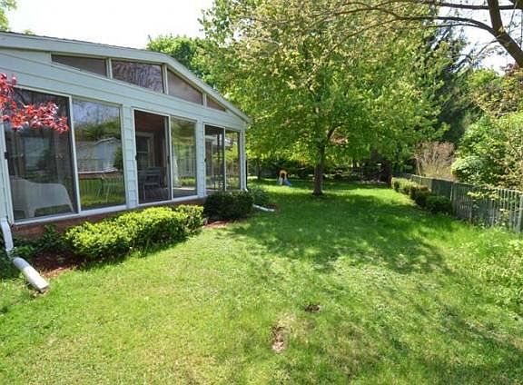 3rd image of 52789 Brookdale Dr