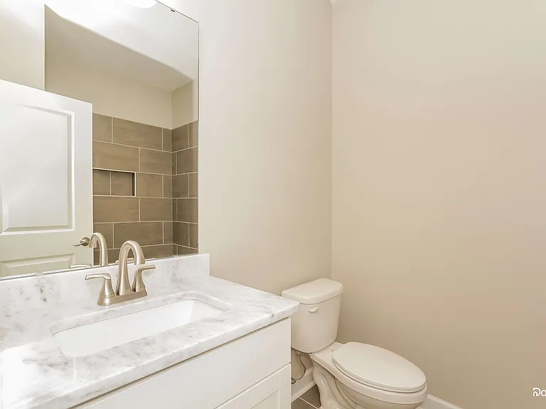 1300 W Walnut Ave — Photo 8