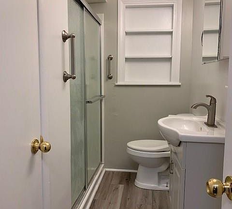 5th image of 3804 Fisher Ave