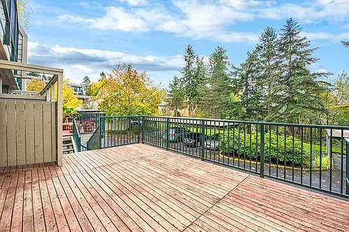 8845 166th Ave NE #B104 Photo 1