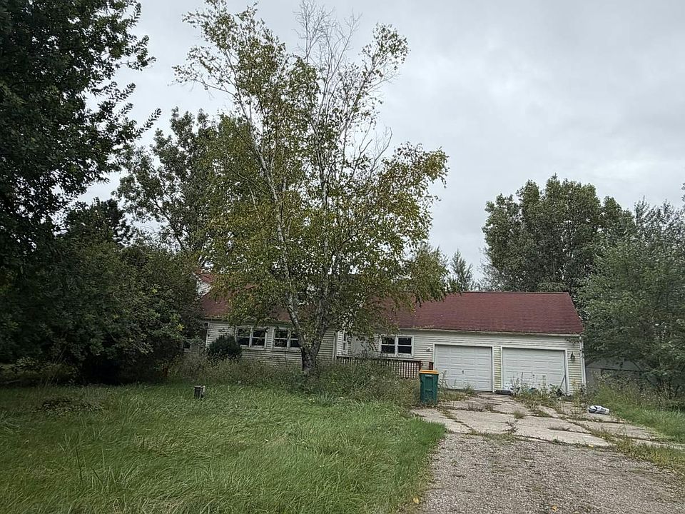 1st image of 32950 Weber Rd