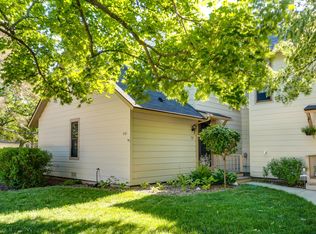 721 Colby Ct, Gurnee, IL 60031