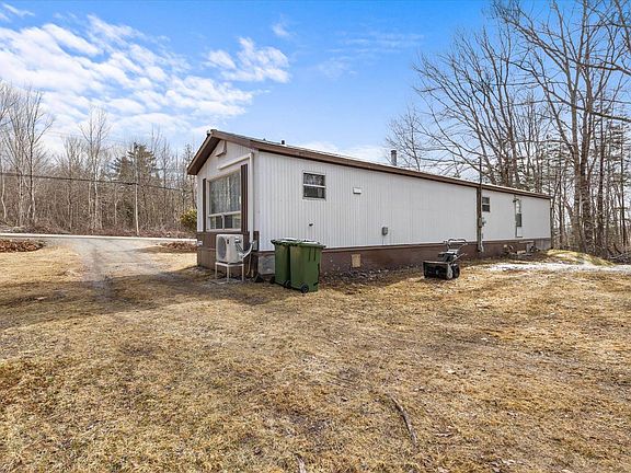 3rd image of 2977 Northfield Rd