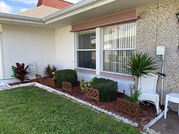 3rd image of 4339 Tahitian Gardens Cir APT E