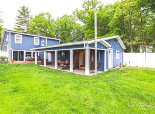 471 Pine Dr, Greenville, MI