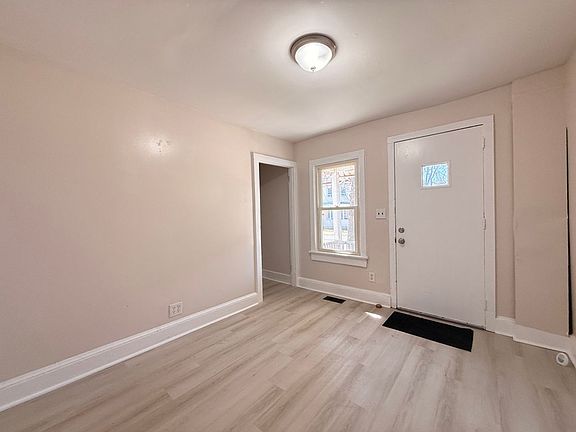 4th image of 243-245 South Ave