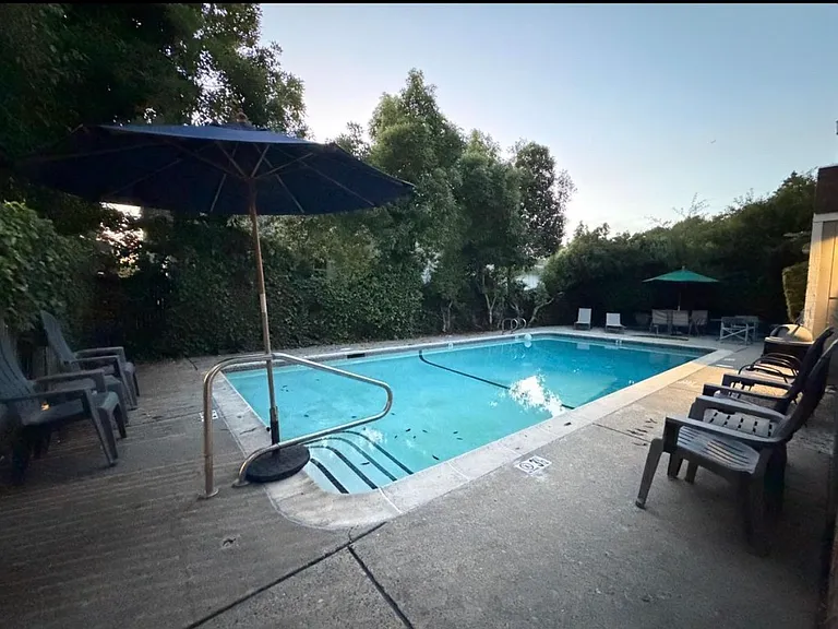 165 Okeefe St — Photo 14