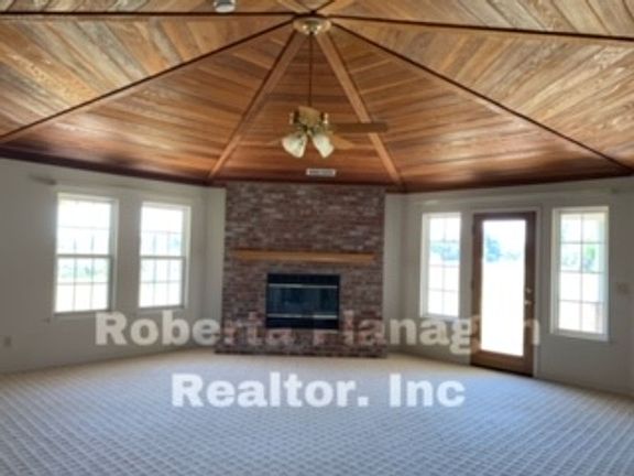 2nd image of 5481 Mendes Ct