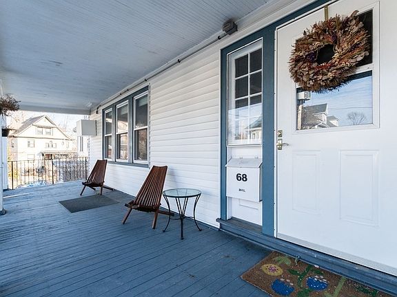 2nd image of 68 Las Casas St