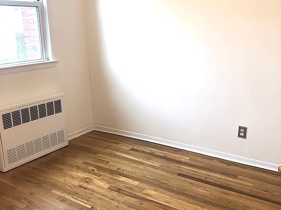 5th image of 31-27 37th St #A