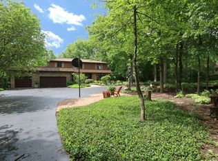 4541 Tall Oaks Ln, Rolling Meadows, IL 60008