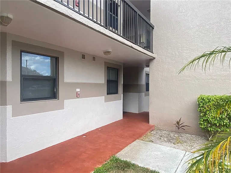 9957 Nob Hill Pl #9957 — Photo 35