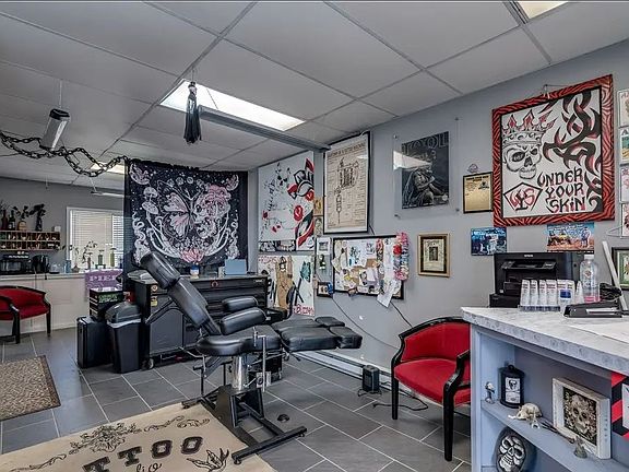 Current - Tattoo Studio