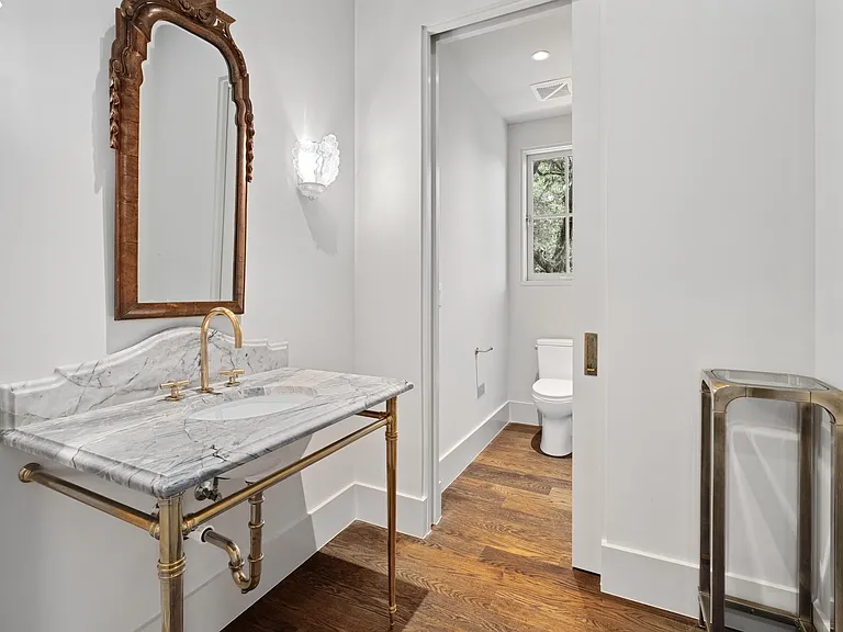 4500 River Wood Ct — Photo 24