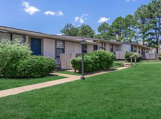 Lakeshore Apartments, Fort Oglethorpe, GA 30742