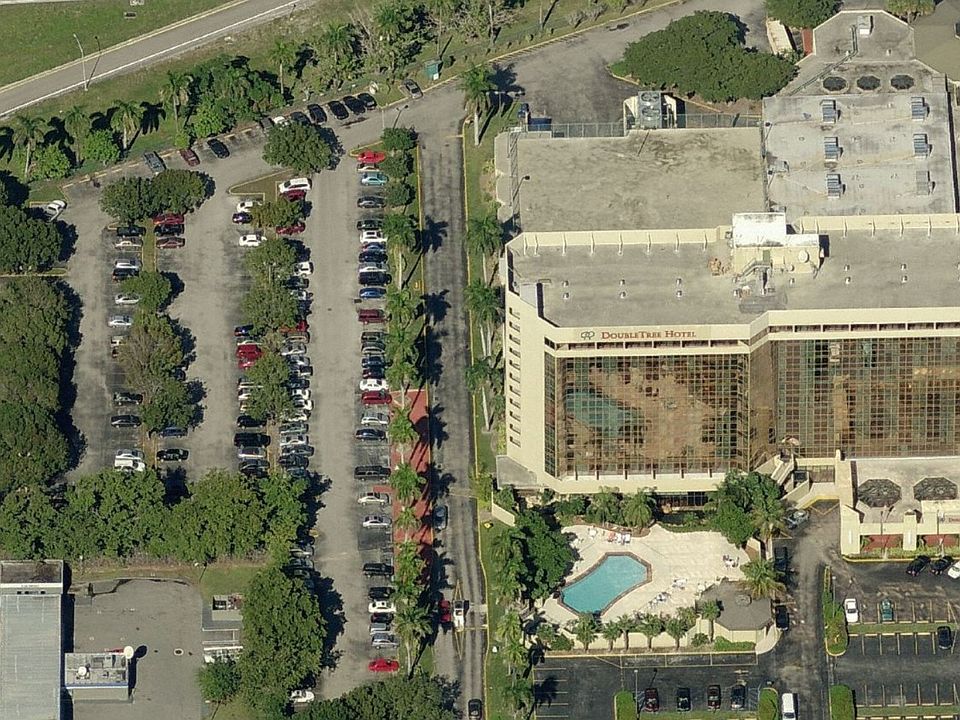 777 NW 72nd Ave Miami, FL, 33126 - Apartments for Rent | Zillow