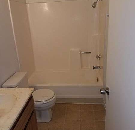3rd image of 1160 Deseret Ave APT C
