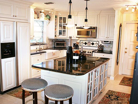 5th image of 44 Vista Gardens Trl