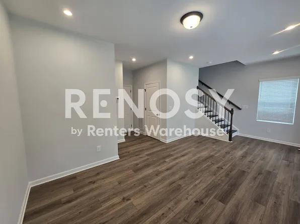 2907 Beaconwood Ct, Lawrenceville, GA 30043
