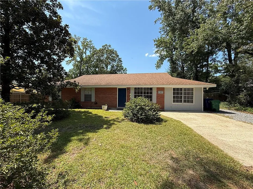 634 Castain Dr