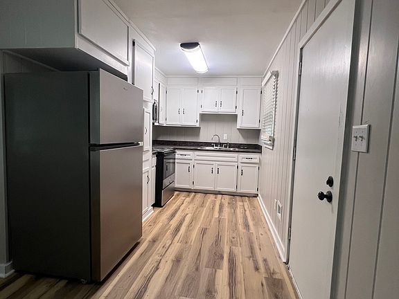 2nd image of 1445 E Lafayette St APT 6