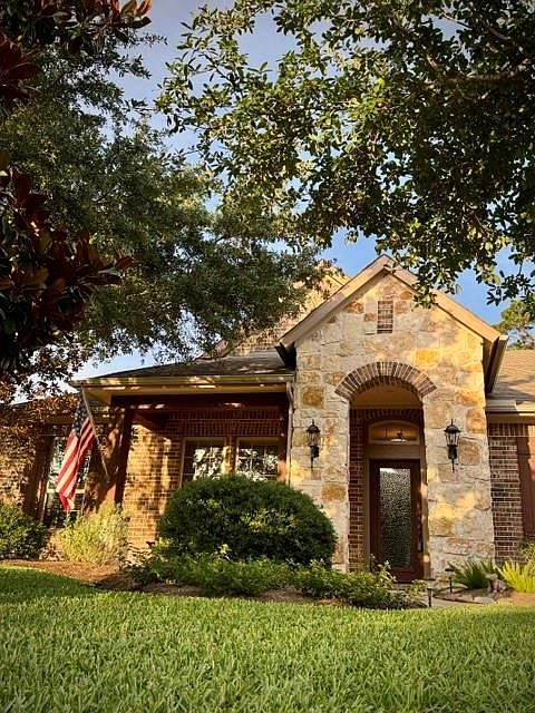 1st image of 31418 Orchard Hill Ln