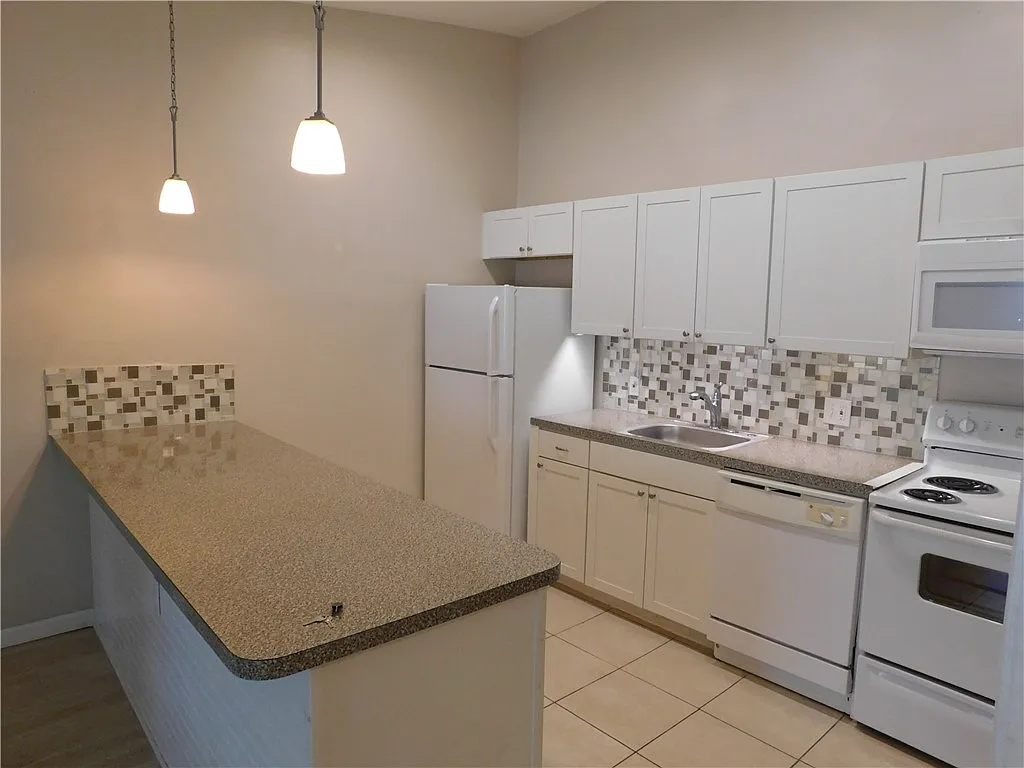1 bed, 550 sqft, $1,450 — Photo 1