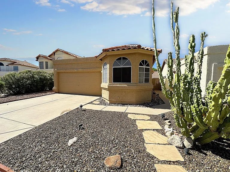 11050 N 111th Way — Photo 3