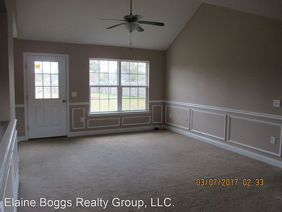 4th image of 116 NE Forest St