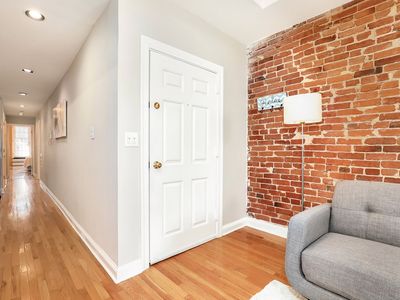 1356 Kenyon St NW APT 2, Washington, DC, 20010
