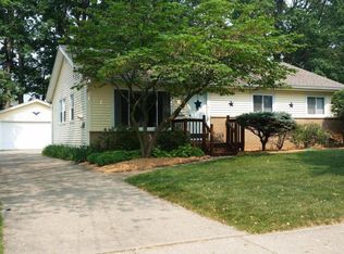 3823 Hazelwood Ave SW, Wyoming, MI 49519