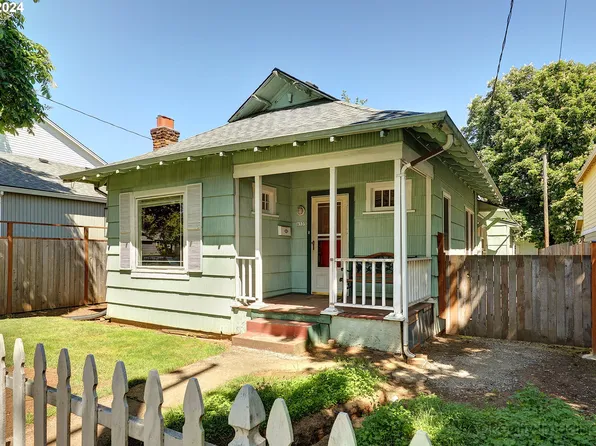 6535 SE Woodstock Blvd, Portland, OR 97206