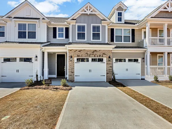 115 Turfway Dr, Greer, SC 29651