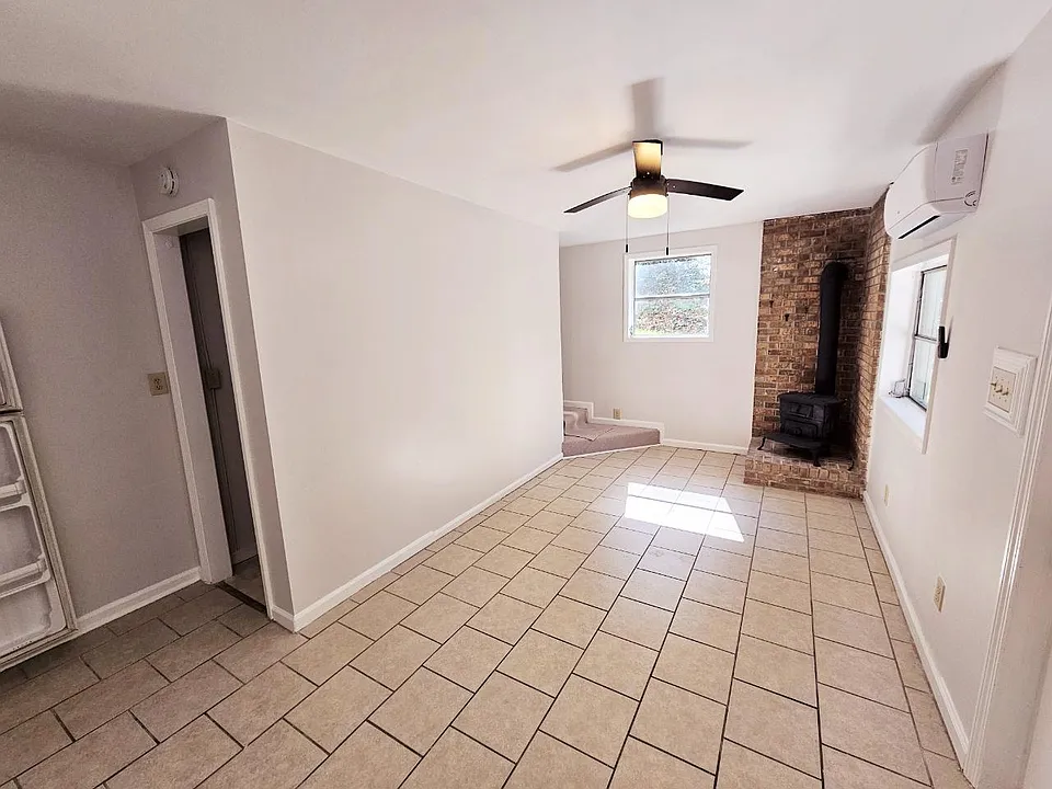 Downstairs area, kitchen