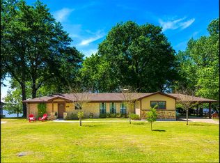 17404 Fishermans Dr, Troup, TX 75789