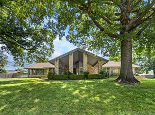 6415 S Knoxville Ave, Tulsa, OK 74136