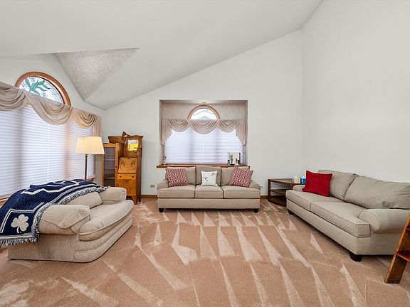 3rd image of 16107 Lake Villa Ave #0