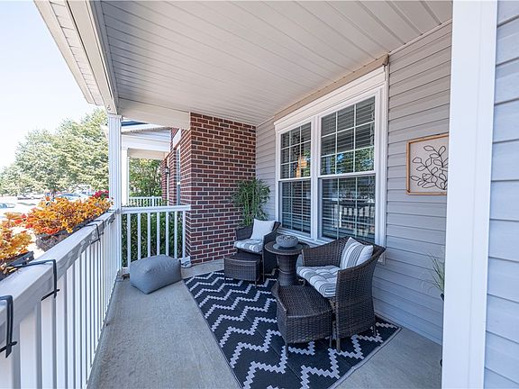 2nd image of 802 Sonie Dr