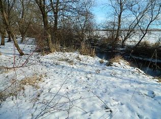 W3423 Willow Valley Rd, Belgium, WI 53021