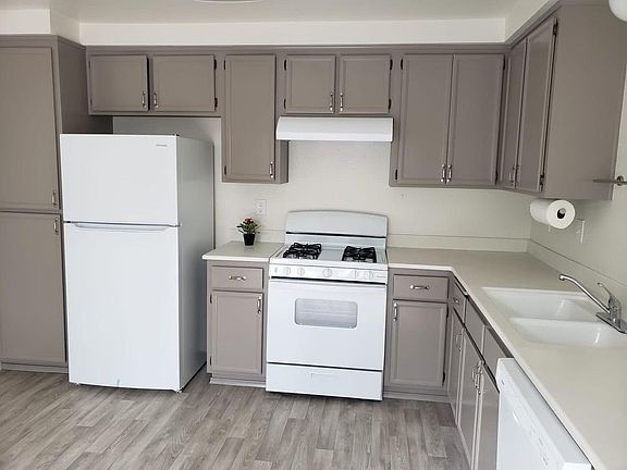 5th image of 11065 Clairemont Mesa Blvd