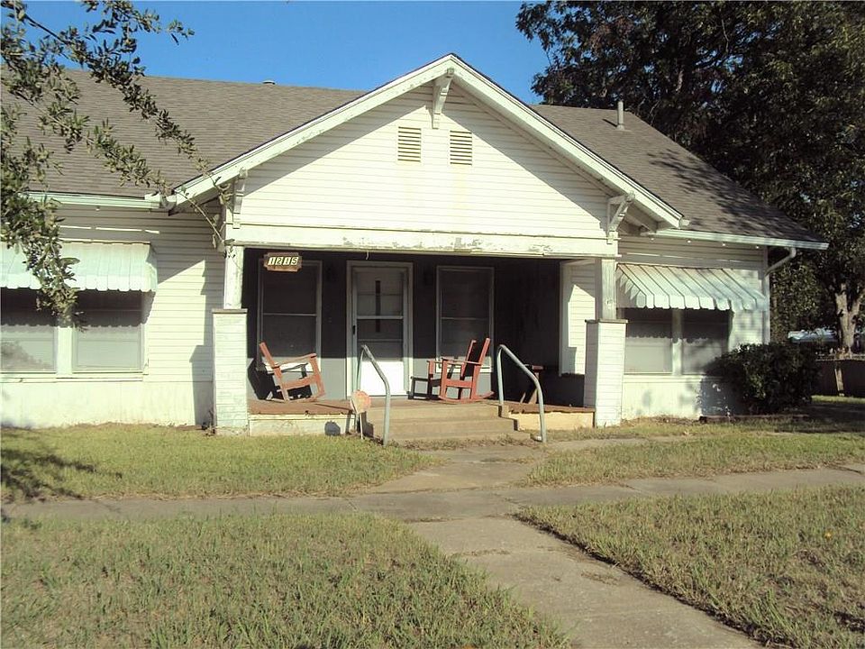 1st image of 1215 N Harrison Ave