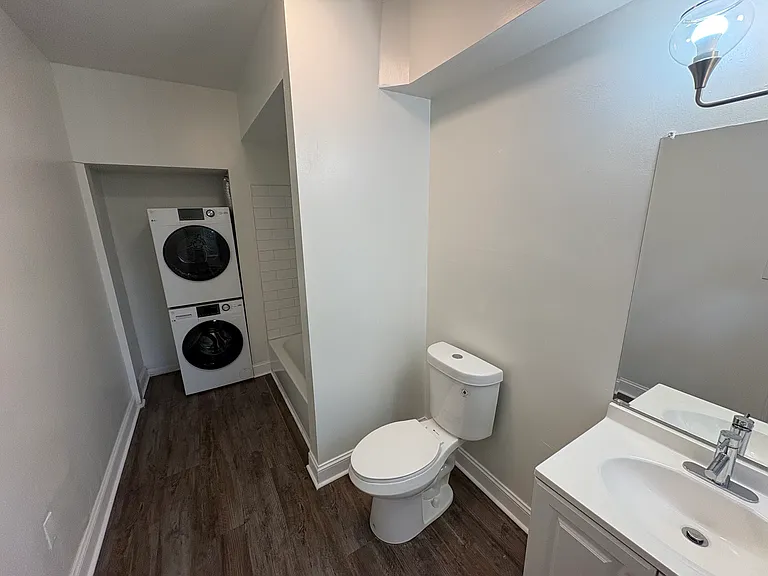 338 Hamilton St — Photo 10