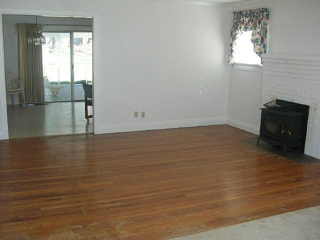 2nd image of 4206 Yates Rd