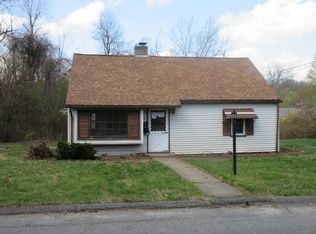 32 Prouty Ln, Worcester, MA 01602